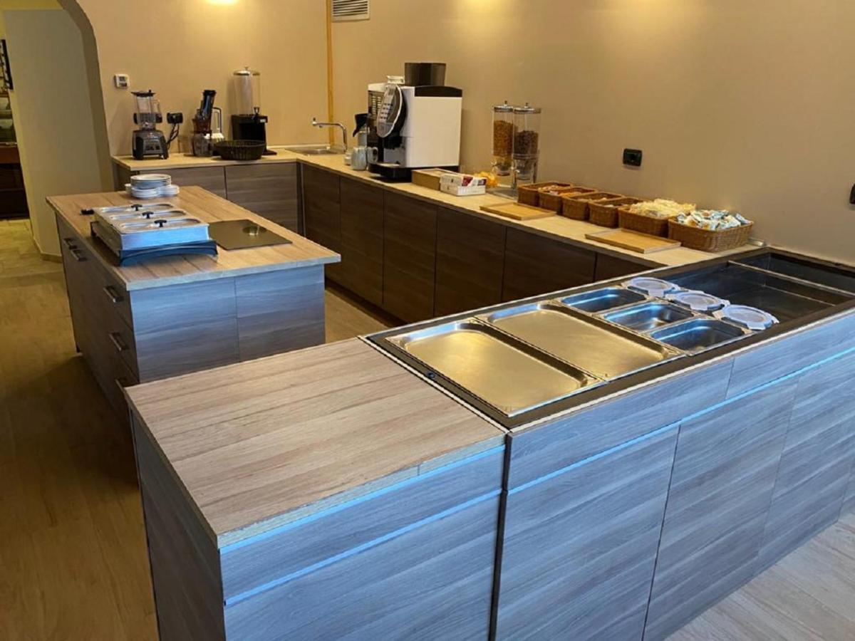 Hotel Trieste Тарвизио Екстериор снимка