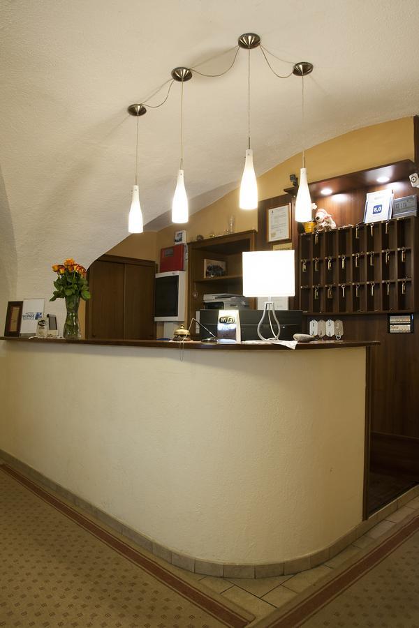 Hotel Trieste Тарвизио Екстериор снимка